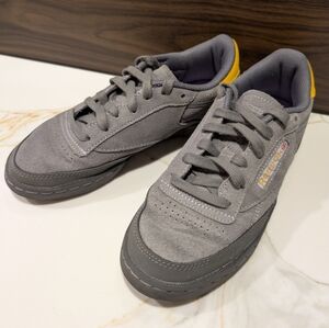 Reebok Club C 85 Sneakers Size 35 EUR